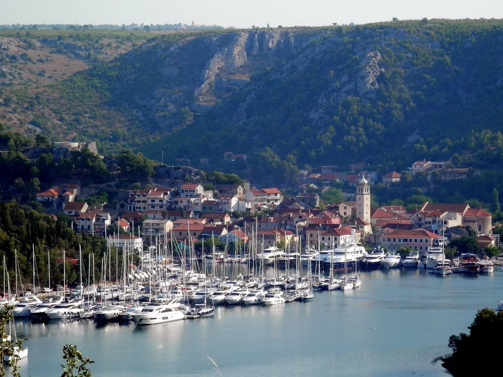 Apartments Village Lozovac Εξωτερικό φωτογραφία