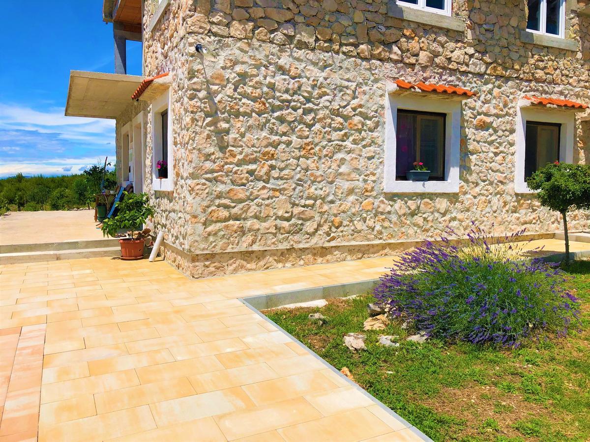 Apartments Village Lozovac Εξωτερικό φωτογραφία